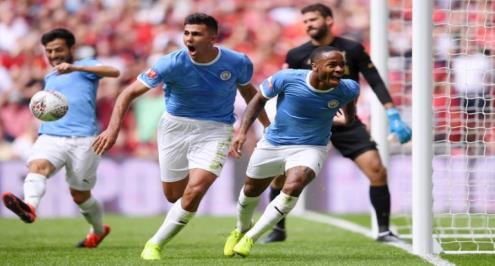 مانشستر سيتي "يحمي" أول ألقابه المحلية.. ويتوج بالدرع الخيرية على حساب ليفربول